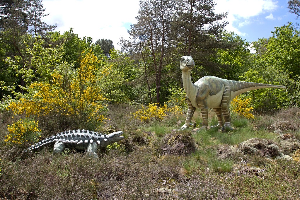 parc de prehistoire bretagne hdr france frankrijk themapark dino dinosaurussen dinosaurus zoo tyrannosaurus rex